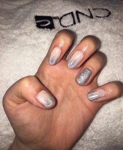 Shellac nails Ascot