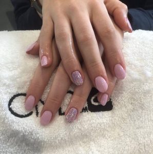 MANICURES SANDHURST BERKSHIRE